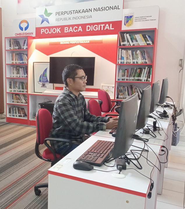 Pojok Baca Digital (POCADI) di UPA Perpustakaan UNTAD