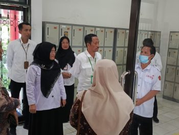 Kunjungan Asesor Akreditasi di UPA Perpustakaan Untad: Perpustakaan adalah salah satu unsur terpenting Syarat Akreditasi