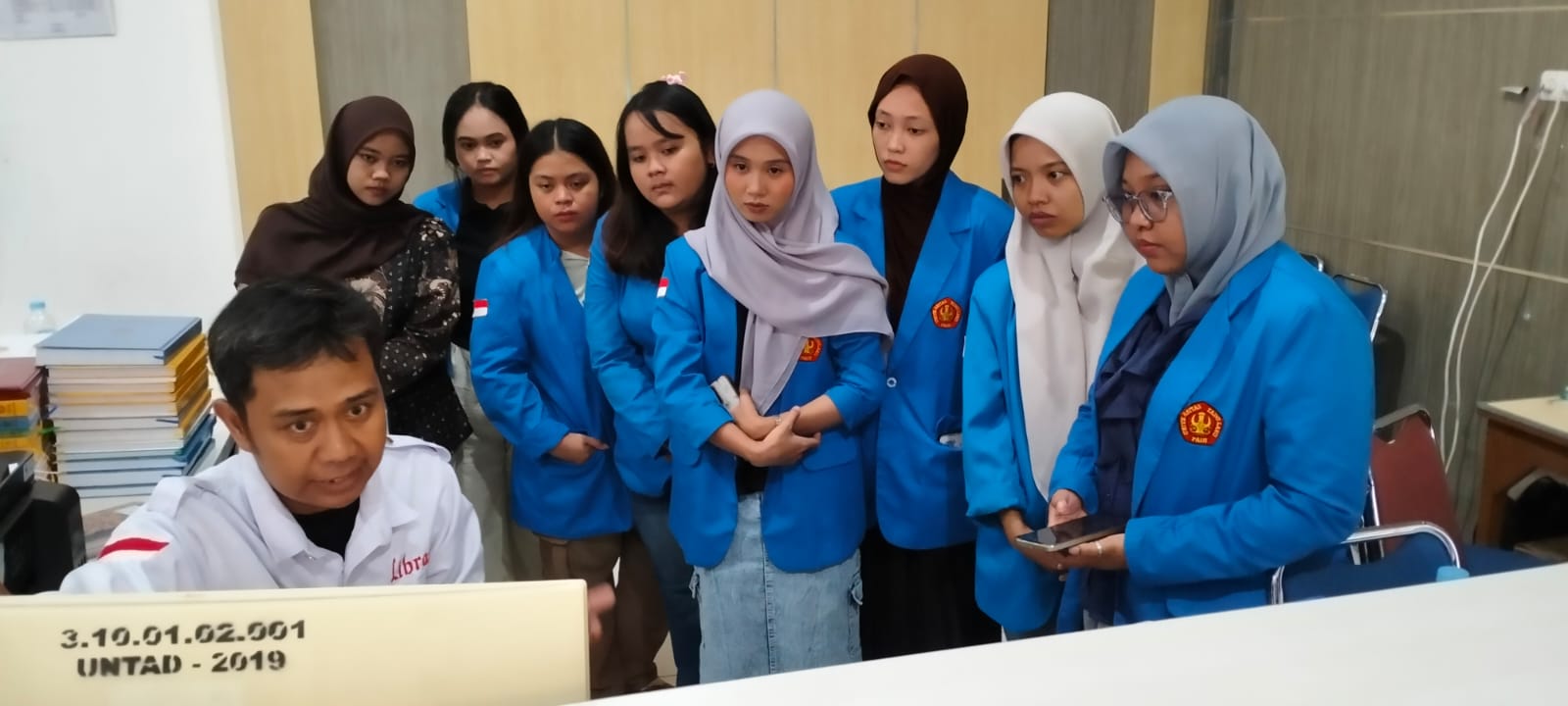 Mahasiswa FKIP Untad Prodi Pendidikan Bahasa dan Sastra Indonesia Laksanakan Praktik Mata Kuliah di UPA Perpustakaan Universitas Tadulako